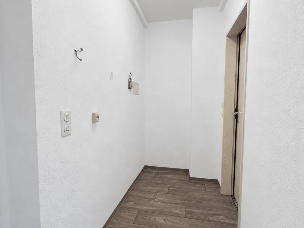 Bright 1-Room Apartment with Separate Kitchen in Nürnberg-Muggenhof