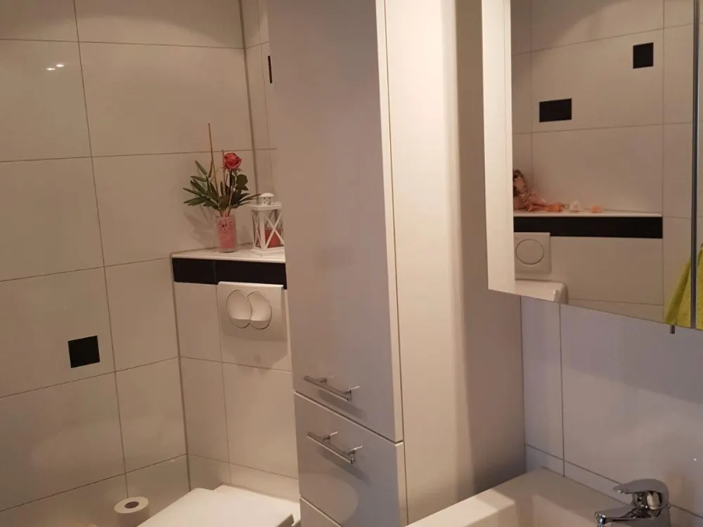 Exklusive, modernisierte 3,5-Zimmer-Wohnung mit geh. Innenausstat