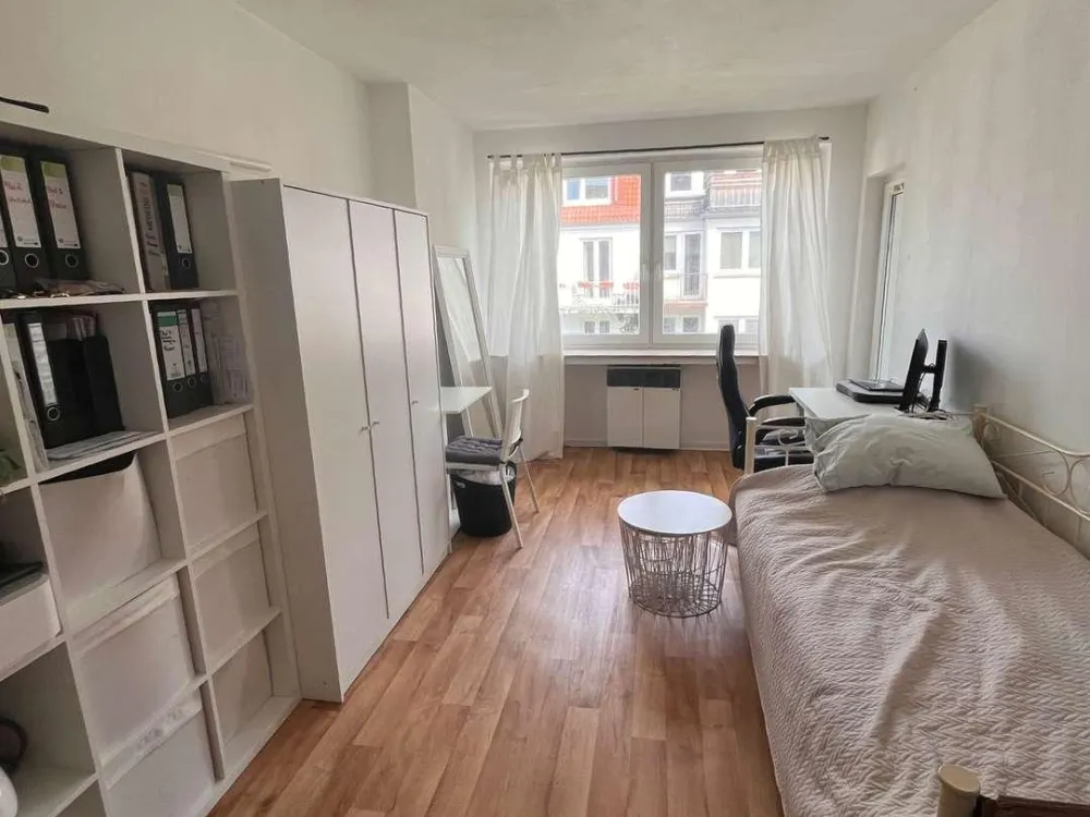 1-Zimmer Wohnung mit Loggia in zentraler Lage