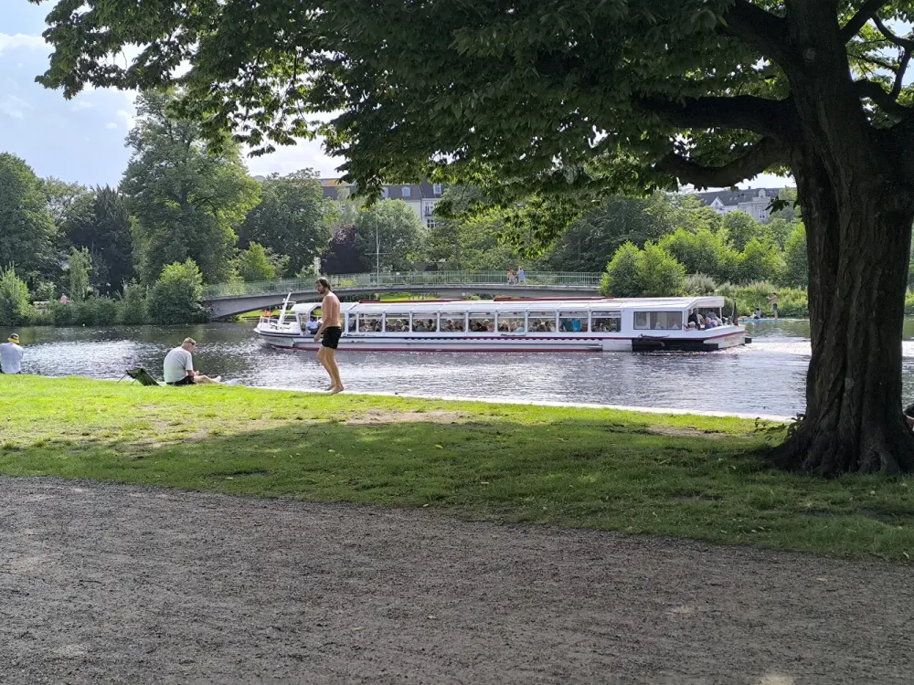 Top Lage wenige Fussminuten zu Alster mit 3 Balkonen