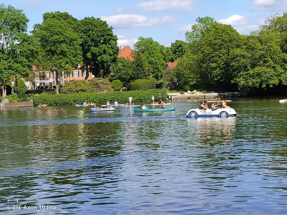 Top Lage wenige Fussminuten zu Alster mit 3 Balkonen