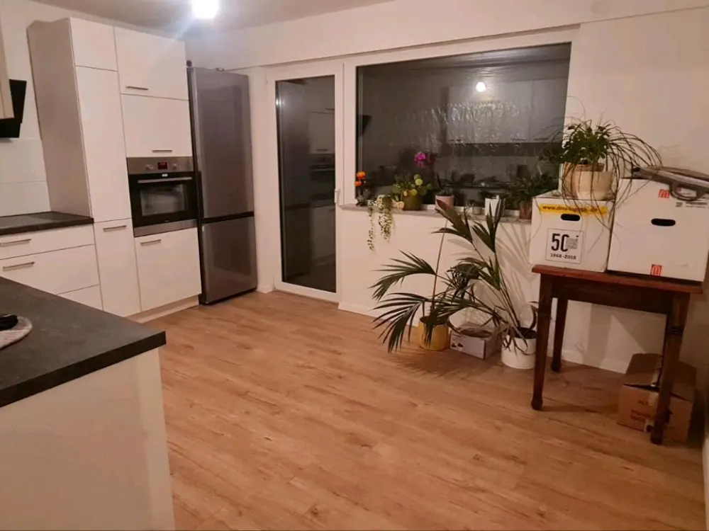 Modernisierte - Klimatisierte 3-Zimmerwohnung