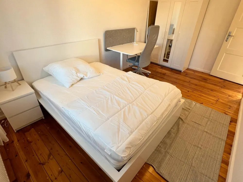 Helles, möbliertes WG-Zimmer in Frauen-WG nahe S Köpenick