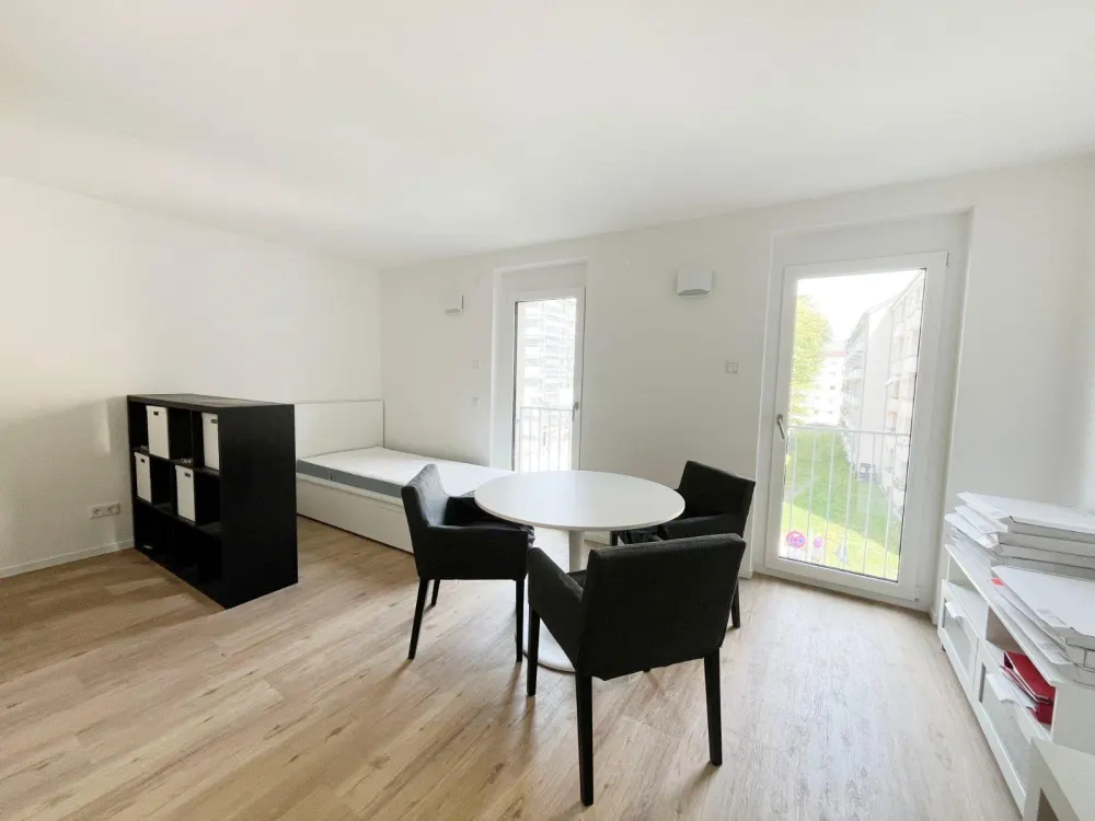 TEILMÖBLIERT - Gemütliche Wohnung mit Einbauküche! *ERSTBEZUG*