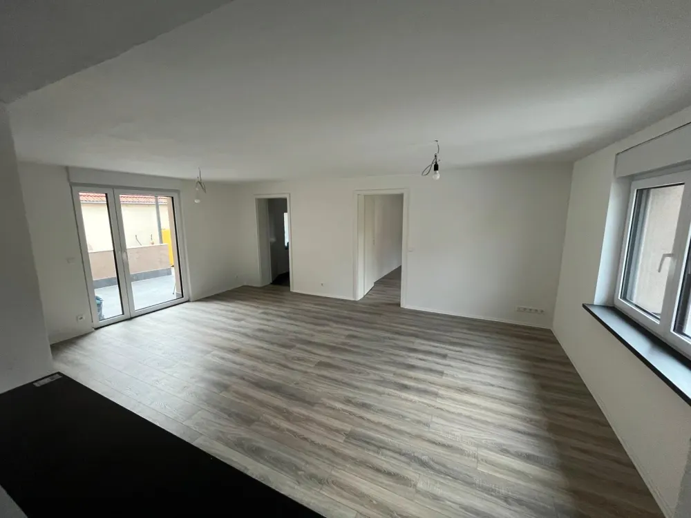 Exklusive 4-Zimmer-Wohnung - Erstbezug nach Kernsanierung