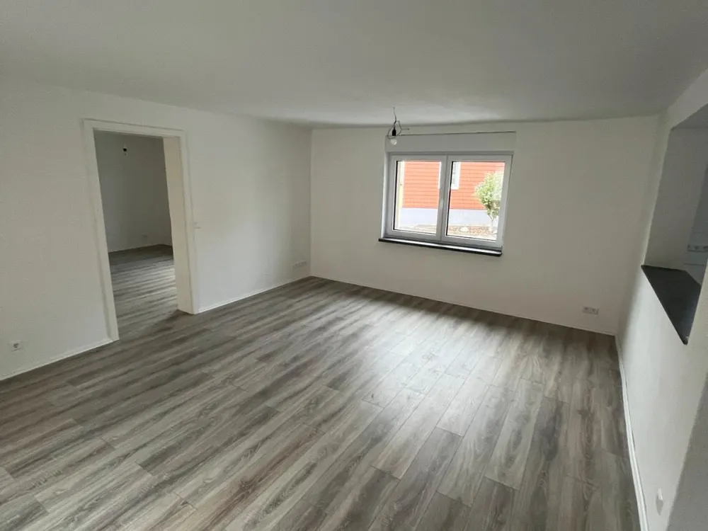 Exklusive 4-Zimmer-Wohnung - Erstbezug nach Kernsanierung