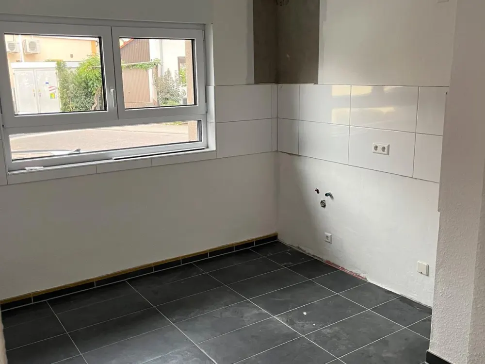 Exklusive 4-Zimmer-Wohnung - Erstbezug nach Kernsanierung
