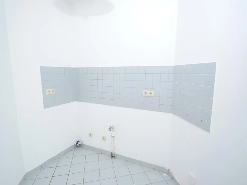 Wohnen und Arbeiten in heller 2-Zimmer-Wohnung mit individuellem Schnitt!
