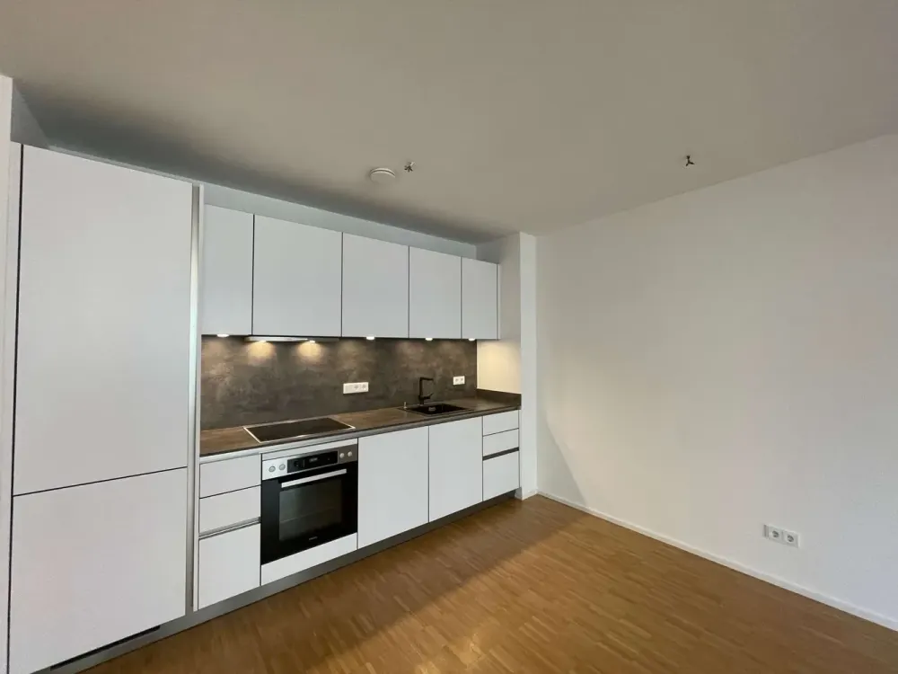 Stadtgärten am Henninger Turm - Two-Room Apartment with Balcony