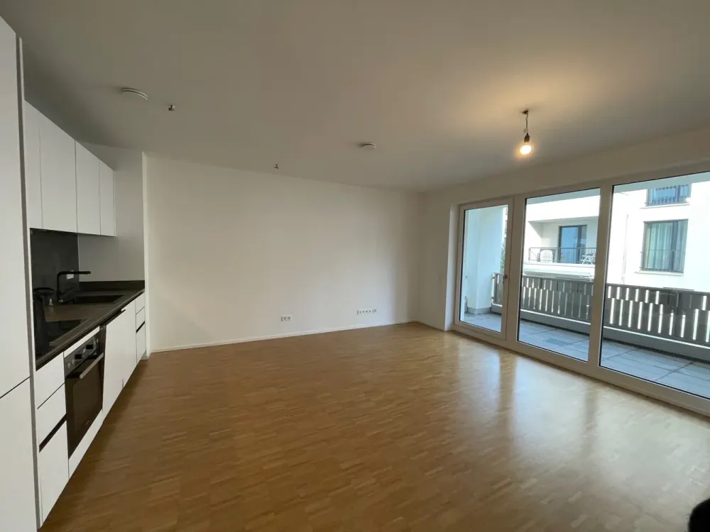 Stadtgärten am Henninger Turm - Two-Room Apartment with Balcony