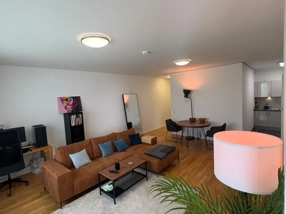 Moderne 2-Zimmer-Wohnung mit Balkon in Berlin-Mitte