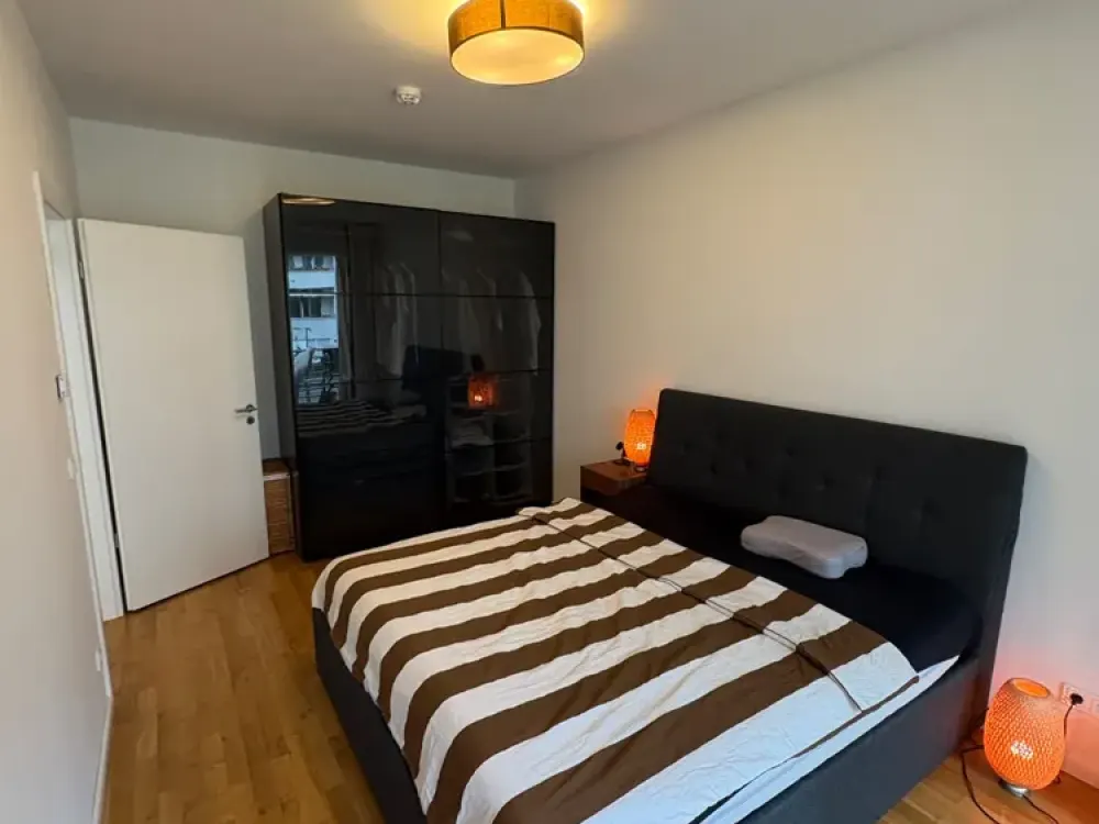 Moderne 2-Zimmer-Wohnung mit Balkon in Berlin-Mitte
