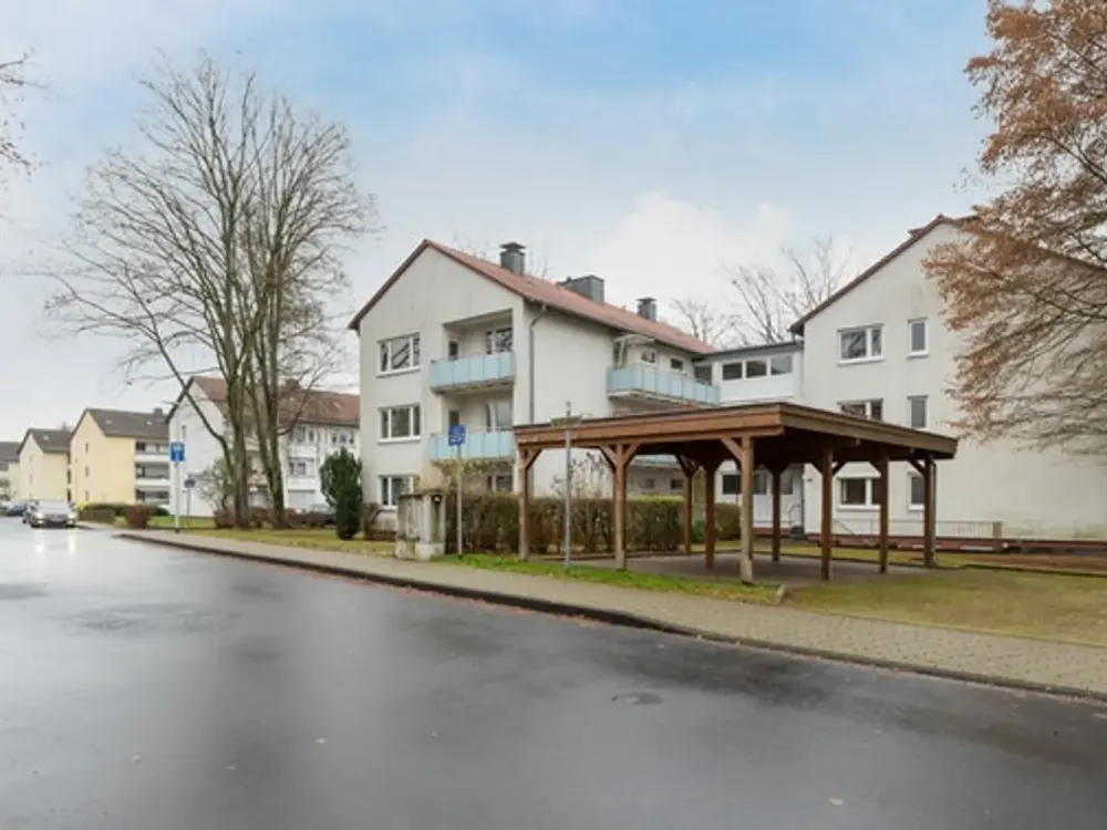 3-Zimmer-Wohnung mit 74 m², 2 Balkonen und Carport in Baunatal-Altenbauna
