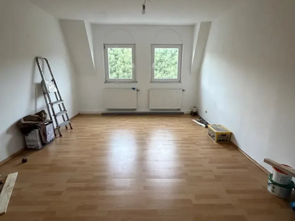 Bright 4-Room Apartment with 101 m², 3rd Floor for Rent