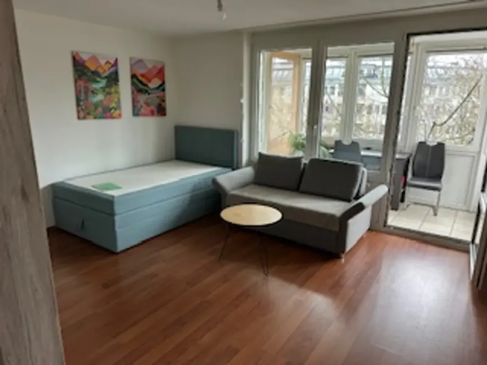 Schöne 1-Zimmer-Wohnung (39m²) in Dachau komplett möbliert