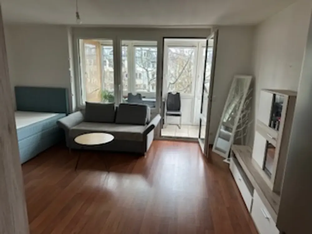 Schöne 1-Zimmer-Wohnung (39m²) in Dachau komplett möbliert
