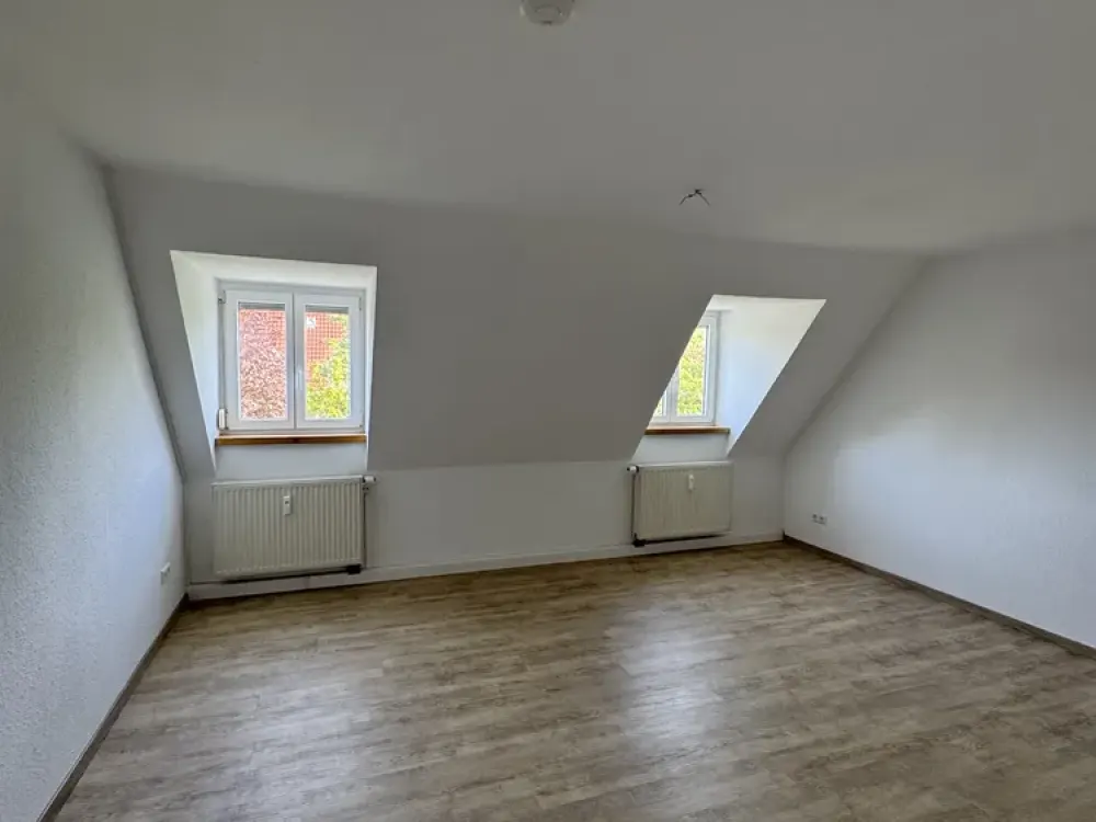 Attractive Attic Apartment in Friedrichshafen, Bright, Modern & Immediately Available