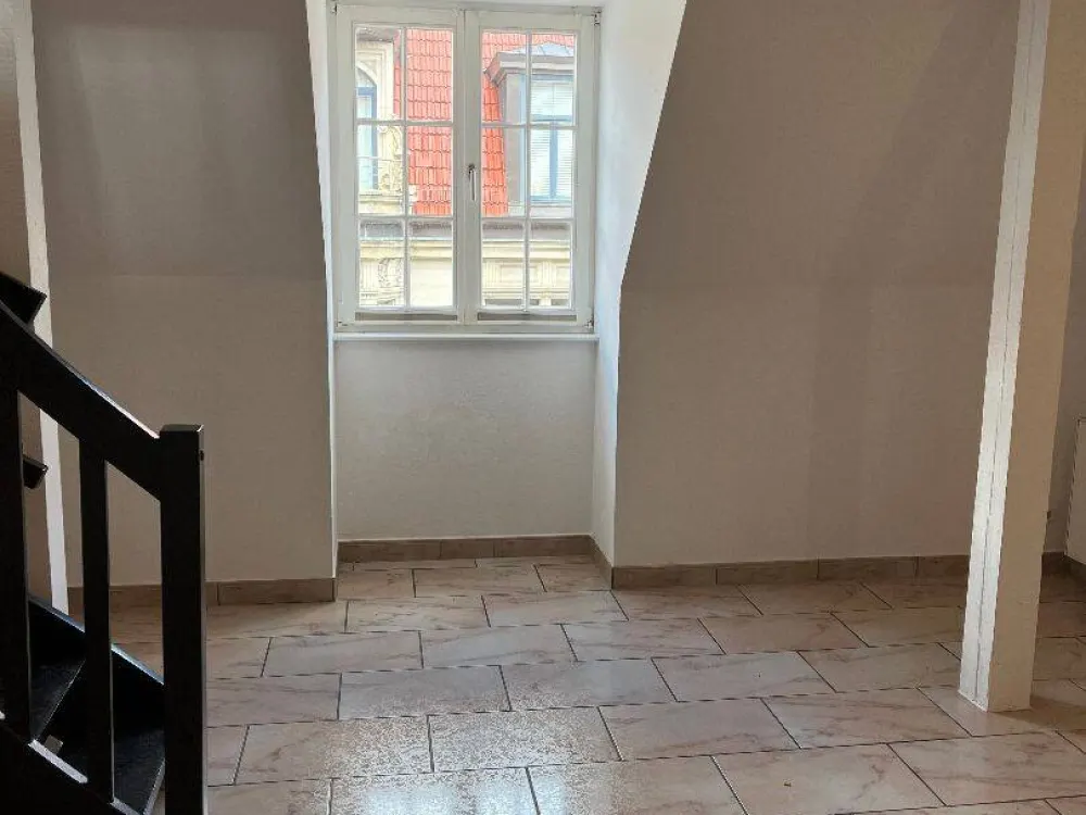 Schöne 2 Zimmer Maisonette Wohnung in der Innenstadt von Erfurt mit Blick über die Dächer!
