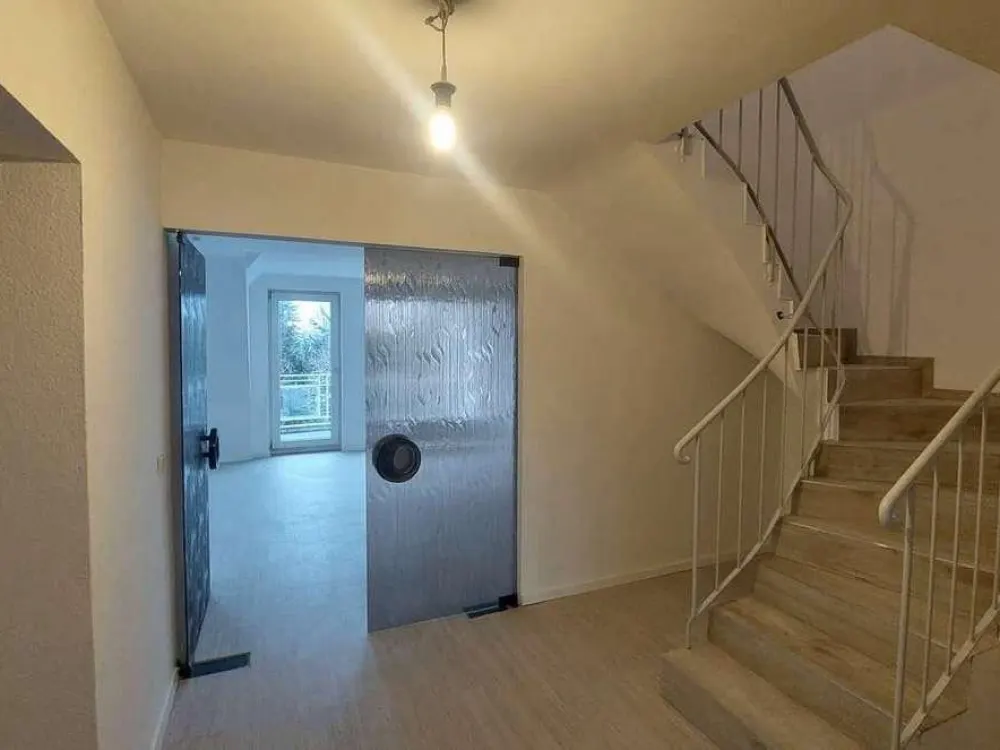 3-Zimmer-Maisonette-Wohnung mit Balkon und Loggia in Köln - Rath