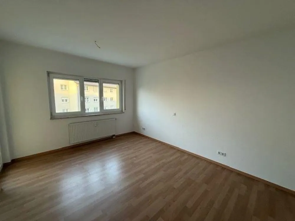 +++ 2 Zimmer-Wohnung mit Balkon in Naunhof +++