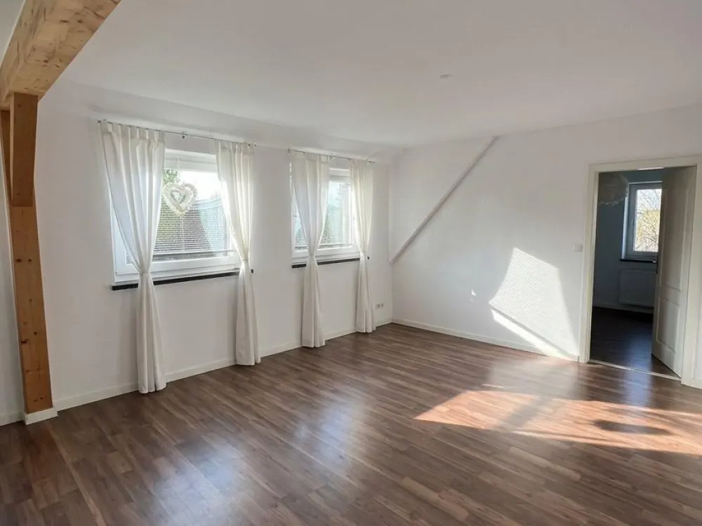 Modernisierte 5,5 Zimmer Wohnung in Seevetal/Ohlendorf