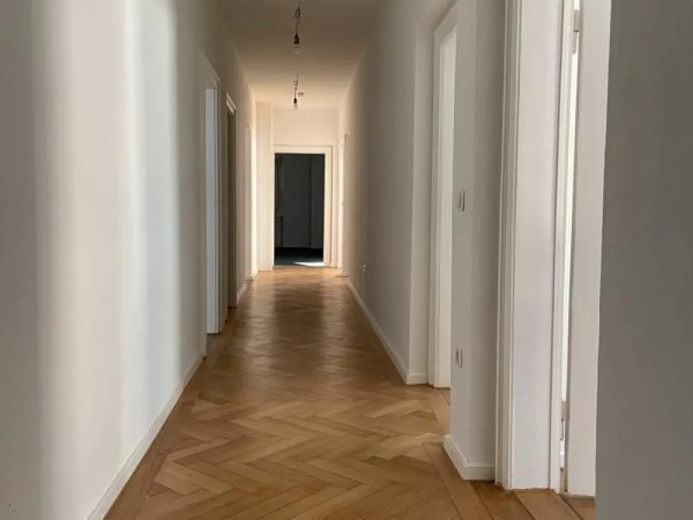 Modernisierte Altbau-Exklusivität auf 147 m²