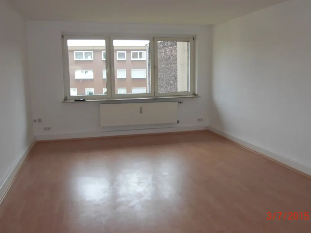 helle, frisch renovierte 2,5 Zimmer Wohnung im Herzen von Eickel