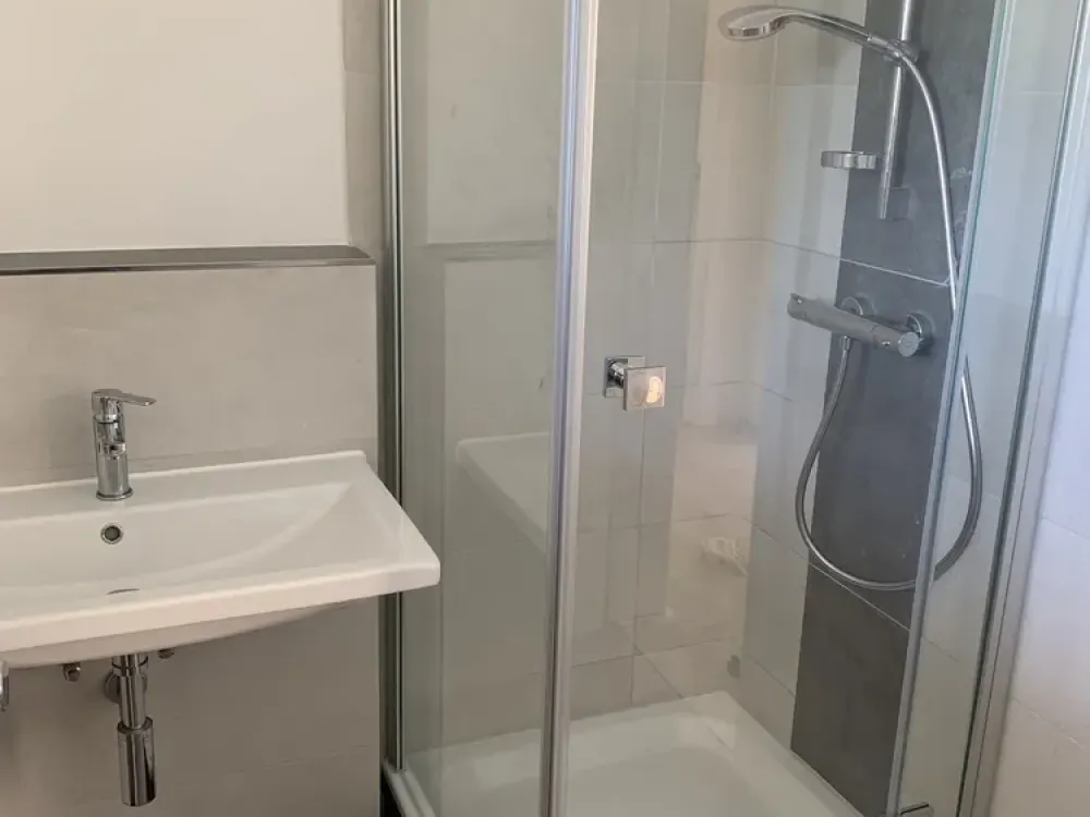 Helle 1-Zimmer-Wohnung mit EBK und Balkon in Hannover