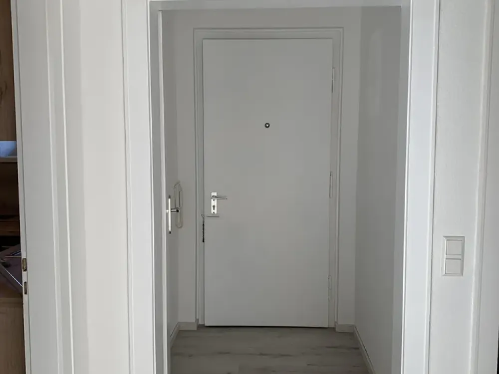 Helle 1-Zimmer-Wohnung mit EBK und Balkon in Hannover