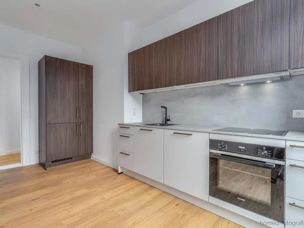 21 m² WG-Zimmer im kernsanierten Altbau, Erstbezug in neuer 3er-WG in Köpenick