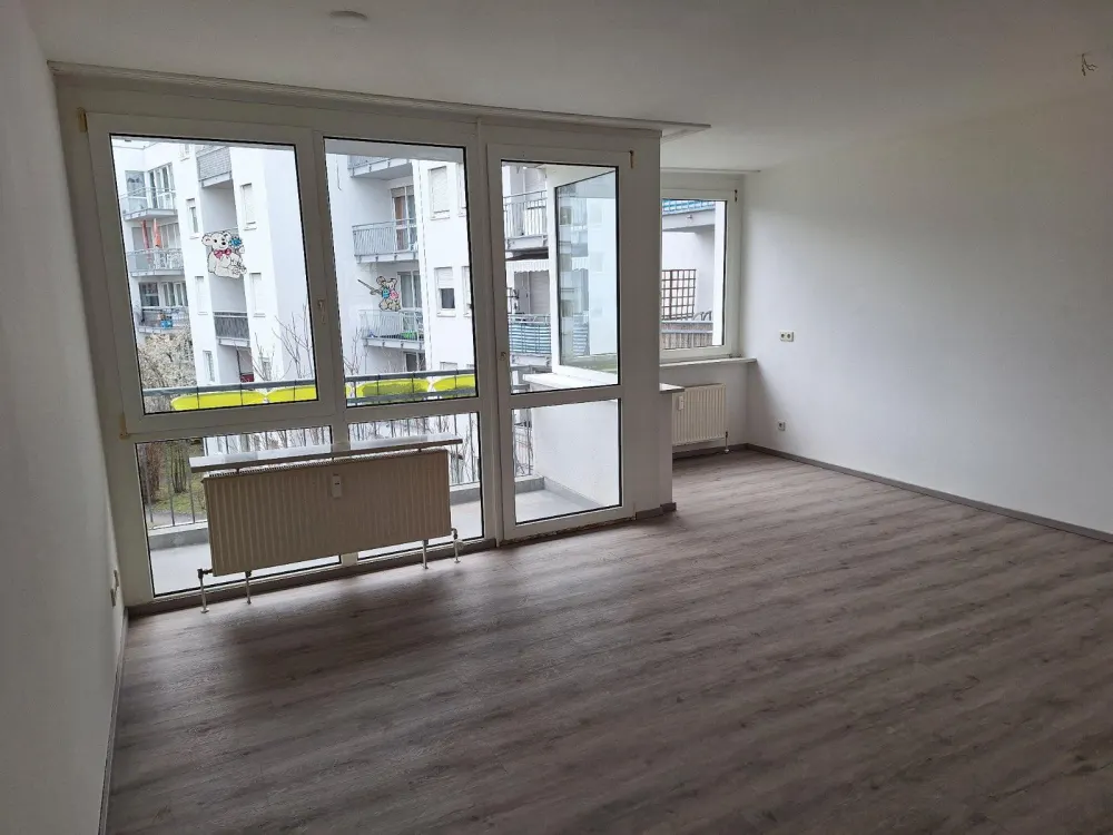 1.12/1.1: Beautiful 1-Room Apartment with Best Infrastructure Cellar Elevator