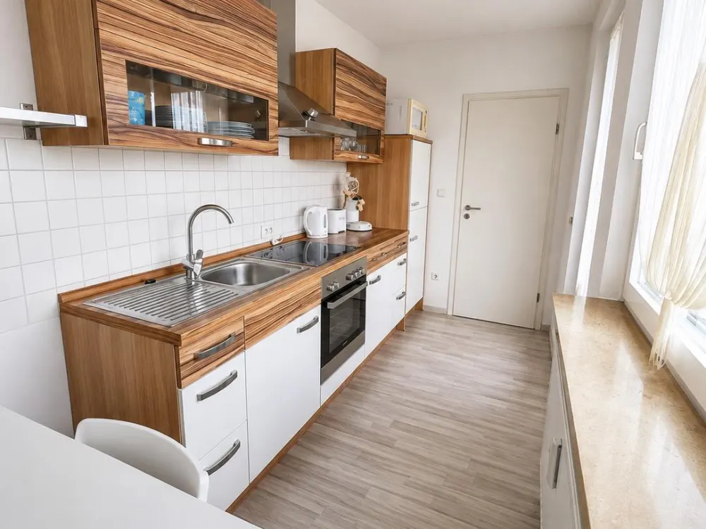Nachmieter ab 01.10.gesucht_möbliert 1-Zimmer Wohnung mit Balkon