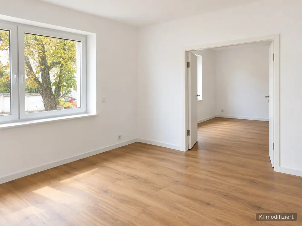 Erstbezug nach Sanierung: 4-Zimmer-Wohnung im Hochparterre, 118 m², Effizienzhaus 55
