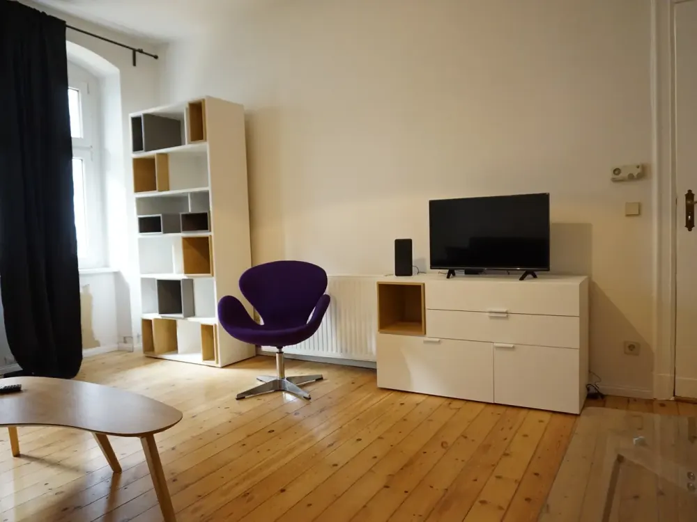 Modernized 2 room apartment in Prenzlauer Berg