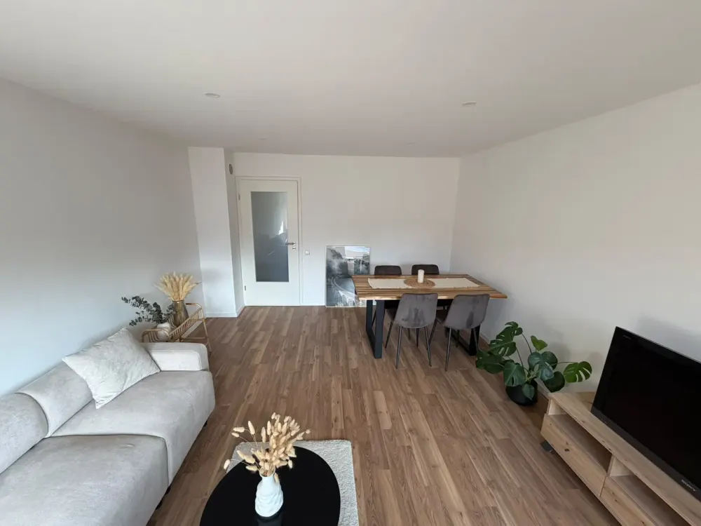 Completely Renovated 2-Room Apartment in Durlach