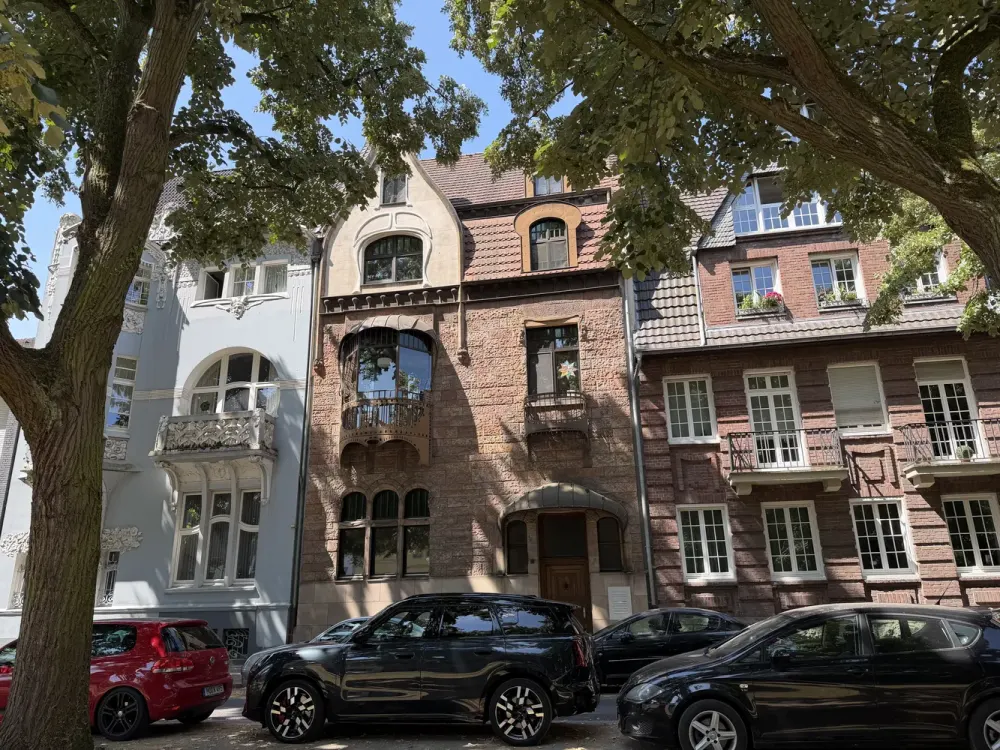 Maisonette-Jugendstil-Wohnung mit Garten auf der Hohenzollernstraße!