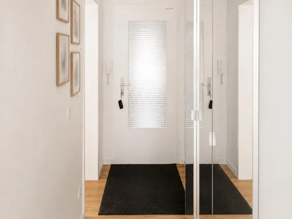 3 Zimmer 56 qm Balkon und Garage