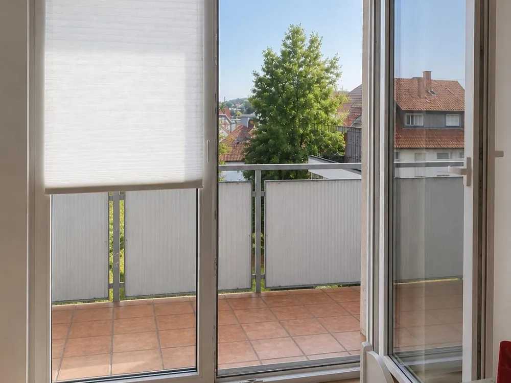 3 Zimmer 56 qm Balkon und Garage