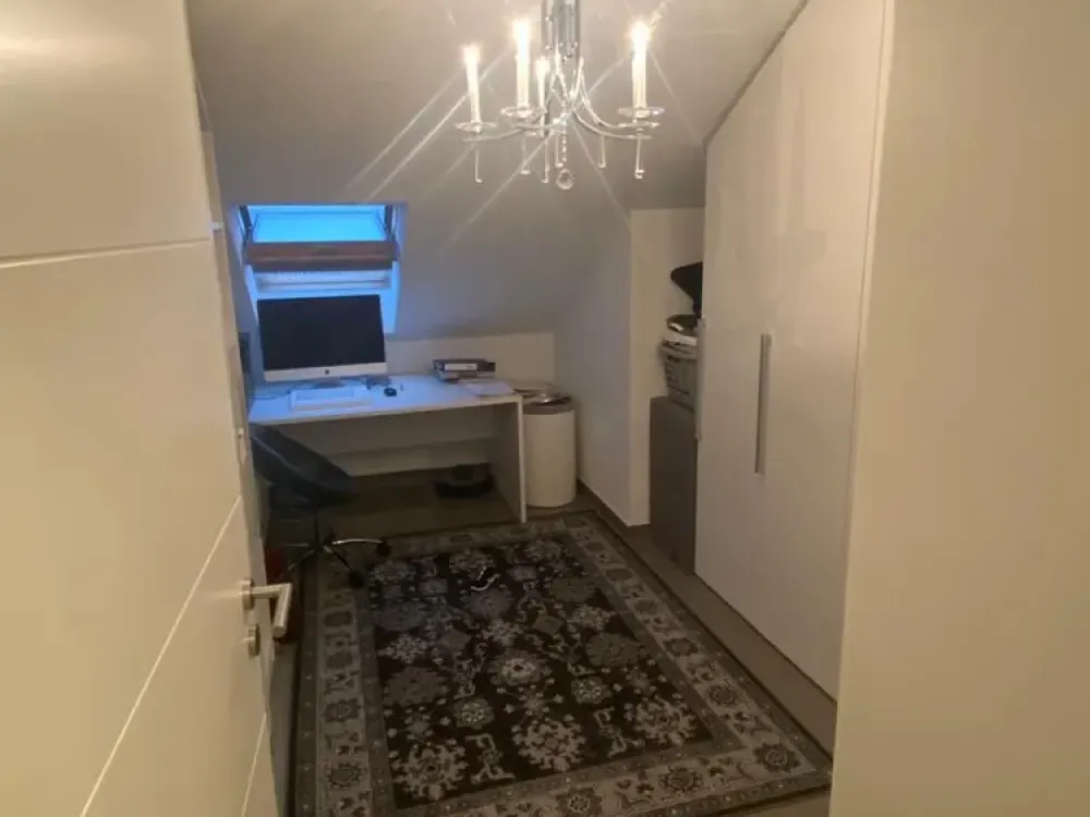 Zuhause mit vier Zimmern in Rüsselsheim am Main
