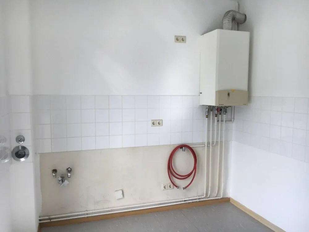 Hallo Studienanfänger - Ideal für 2er-Studenten-WG - 2-Zi-Wohnung