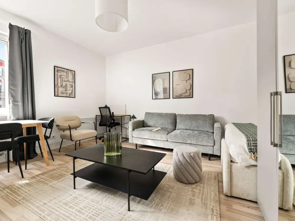 Beeindruckende 1-Zimmer Wohnung in Schönberg - voll möbliert