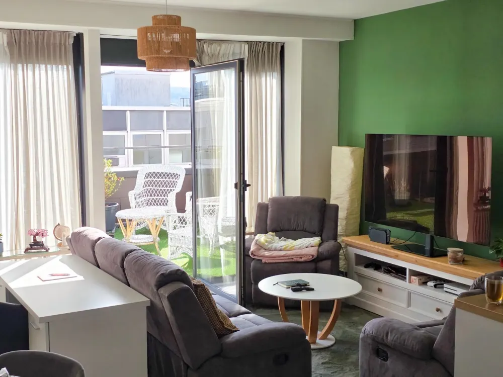 Nachmieter gesucht. Helle 2 Zimmer Penthousewohnung in St. Johann