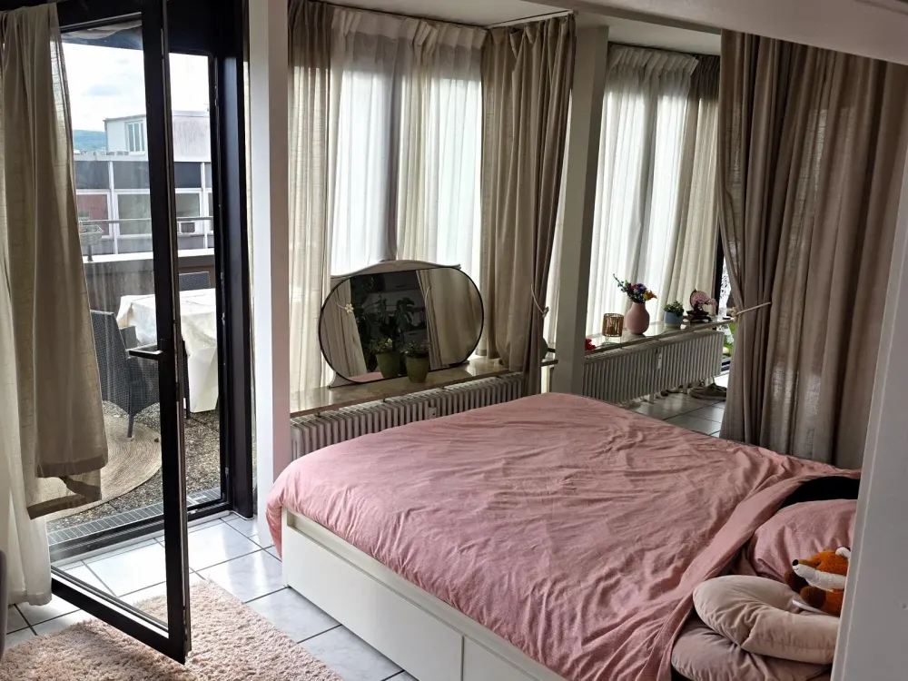 Nachmieter gesucht. Helle 2 Zimmer Penthousewohnung in St. Johann