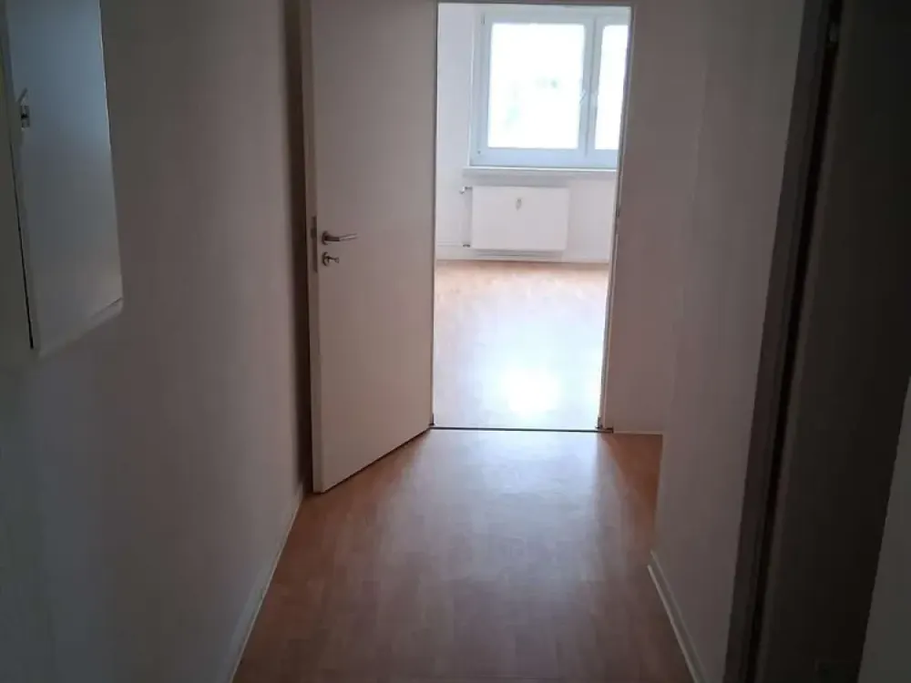 Gamigstraße 22 - bright 3-room apartment with kitchen and bathroom on the 4th floor -WBS- for rent