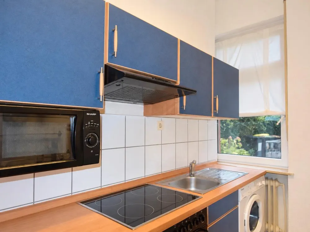 Möblierte 2-Zimmer-Wohnung in Frankfurt-Bornheim mit Balkon
