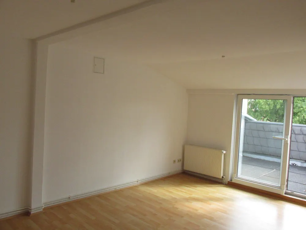 INQUIRY STOP!!! 3-room apartment, 66 sqm with roof terrace in KTV