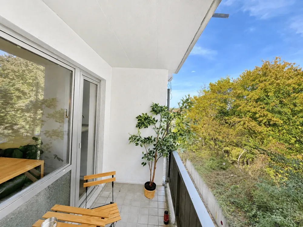 Stylishly Furnished Studio with Balcony & Coffee Bar | Alt-Saarbrücken