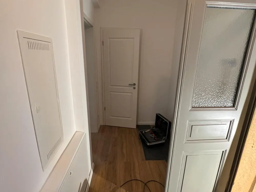 Top ausgestattete 4-Raum Wohnung. Klima, Fubohe, Balkon, Parken