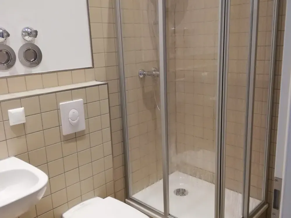 Hochwertige Wohnung im Dachgeschoss mit Terrasse