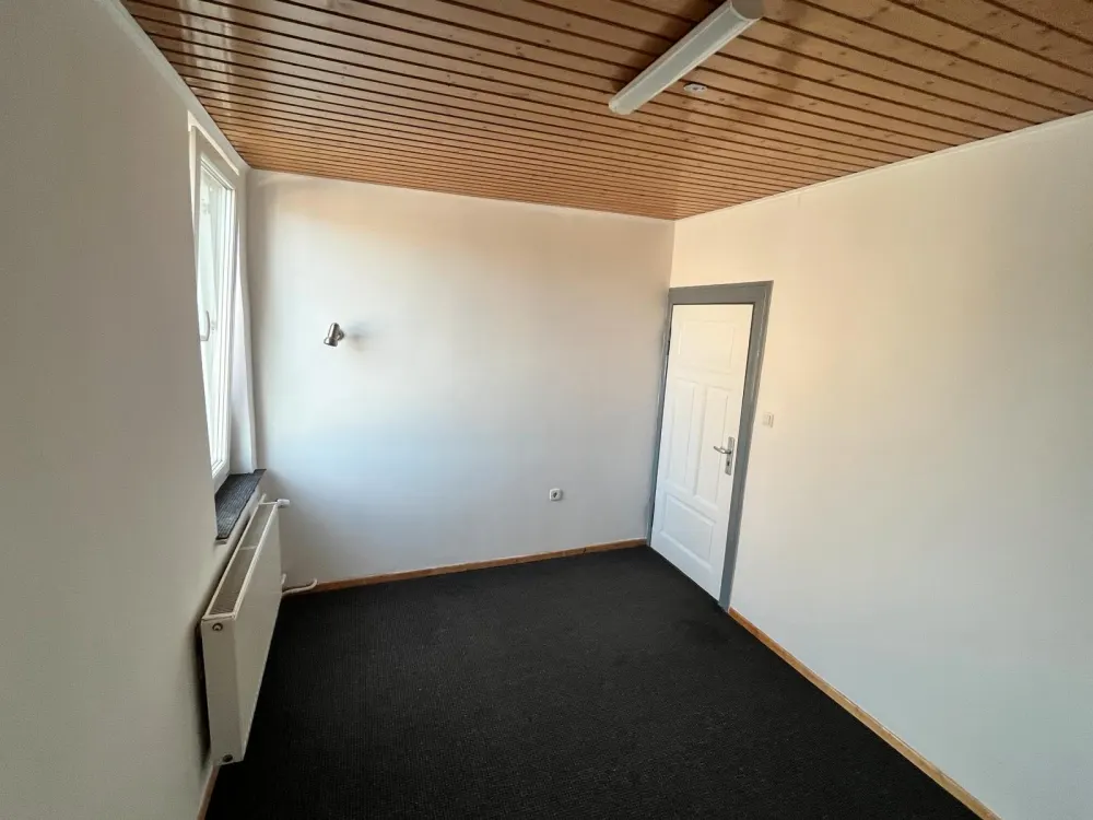 ZU VERMIETEN 1 ZIMMER 500 Euro